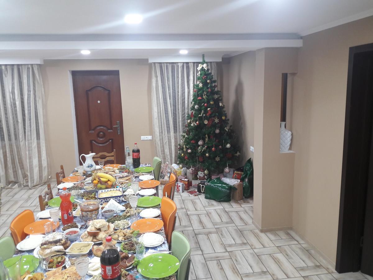 Guest House Mart Villa Martvili Bagian luar foto