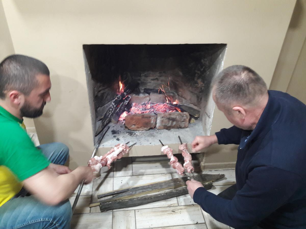 Guest House Mart Villa Martvili Bagian luar foto