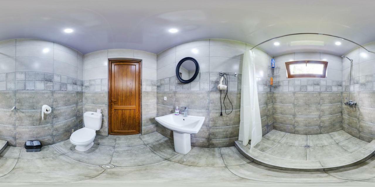 Guest House Mart Villa Martvili Bagian luar foto